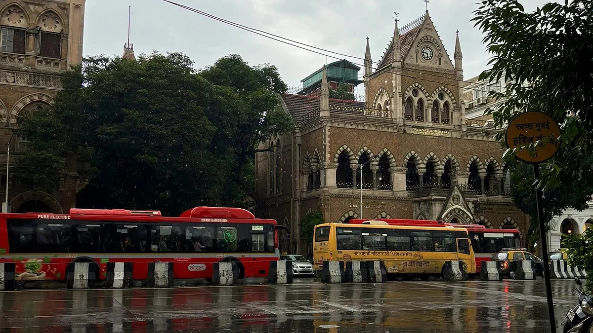 Heavy downpour lashes Mumbai on 16 August