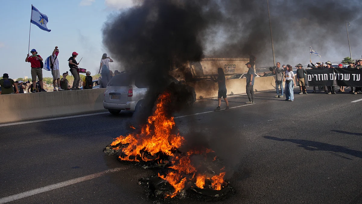 Demonstrators protest near Jerusalem on 17 August