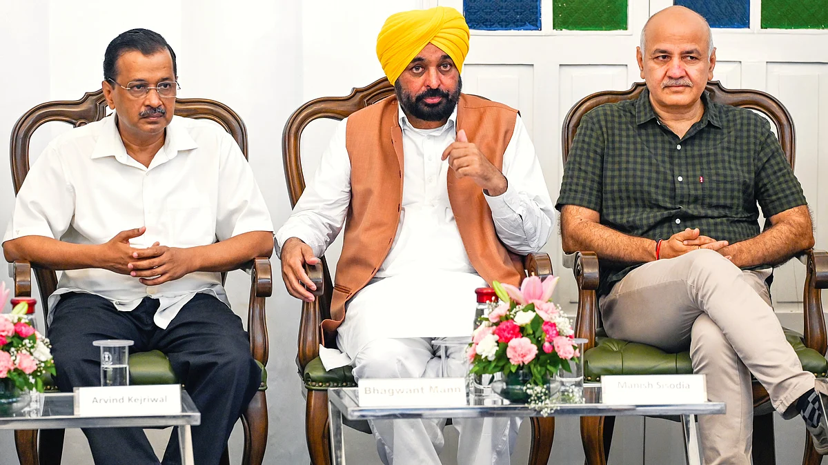 L-R: Arvind Kejriwal, Punjab CM Bhagwant Mann, Manish Sisodia