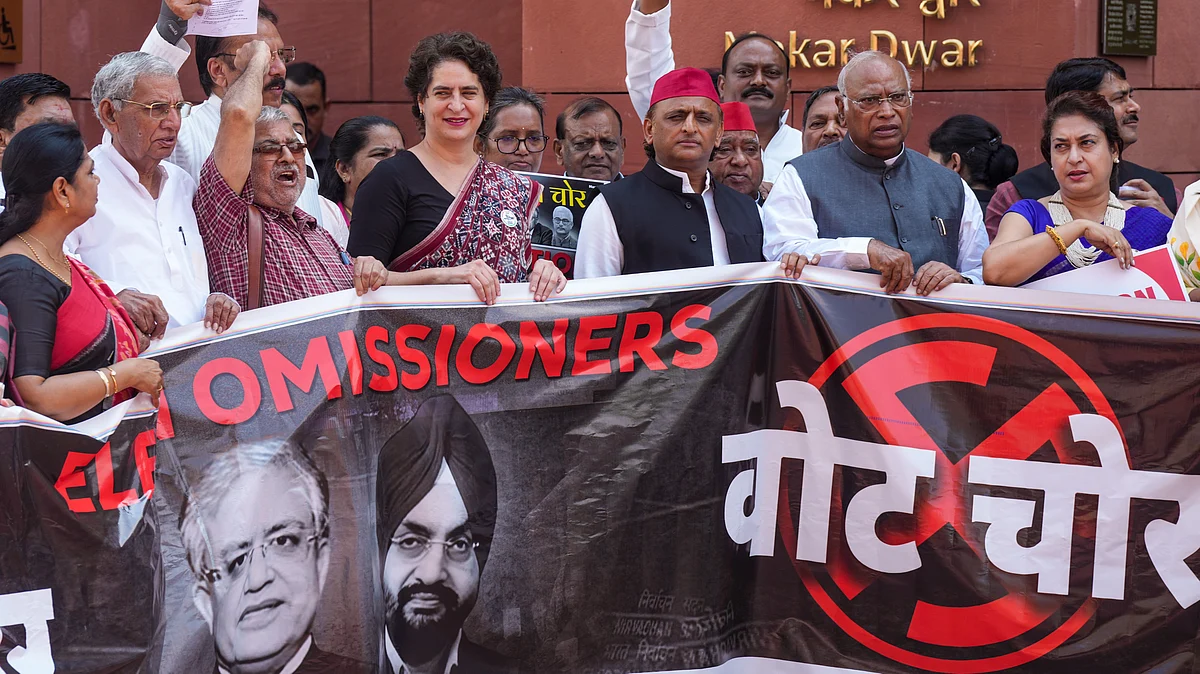 Opposition leaders protest in Parliament on 19 August