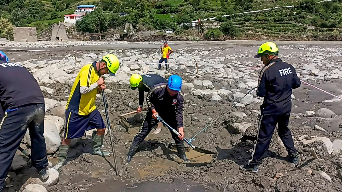 A geological team during a field visit to disaster-hit areas in Uttarkashi