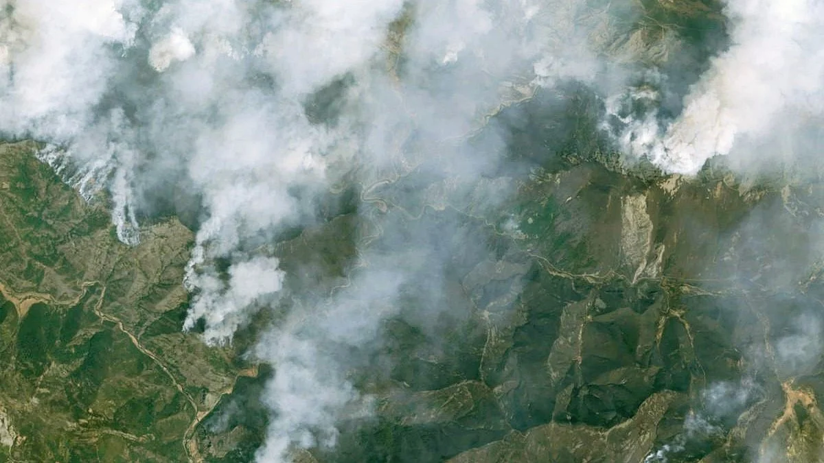 A fire in the Portilla de la Reina region