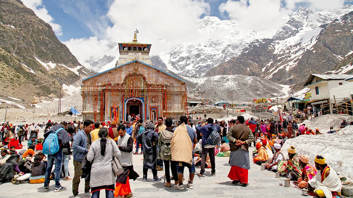 The throng of devotees at Kedarnath