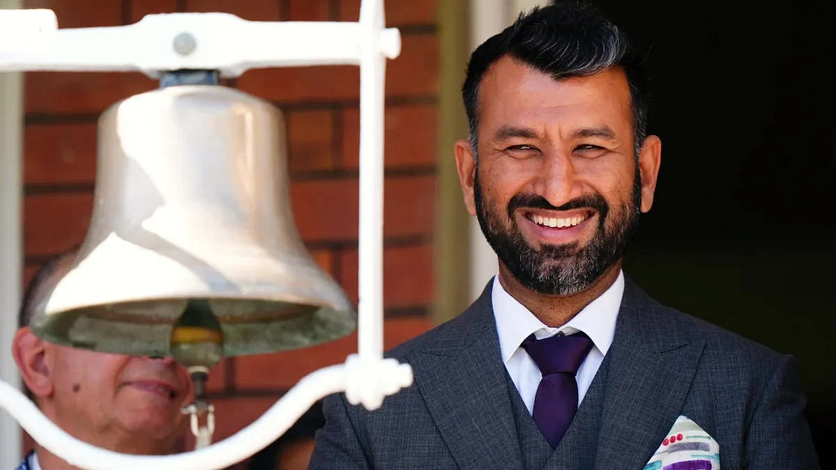 Cheteshwar Pujara had the honour of ringing the ceremonial bell to start the Lord's Test
