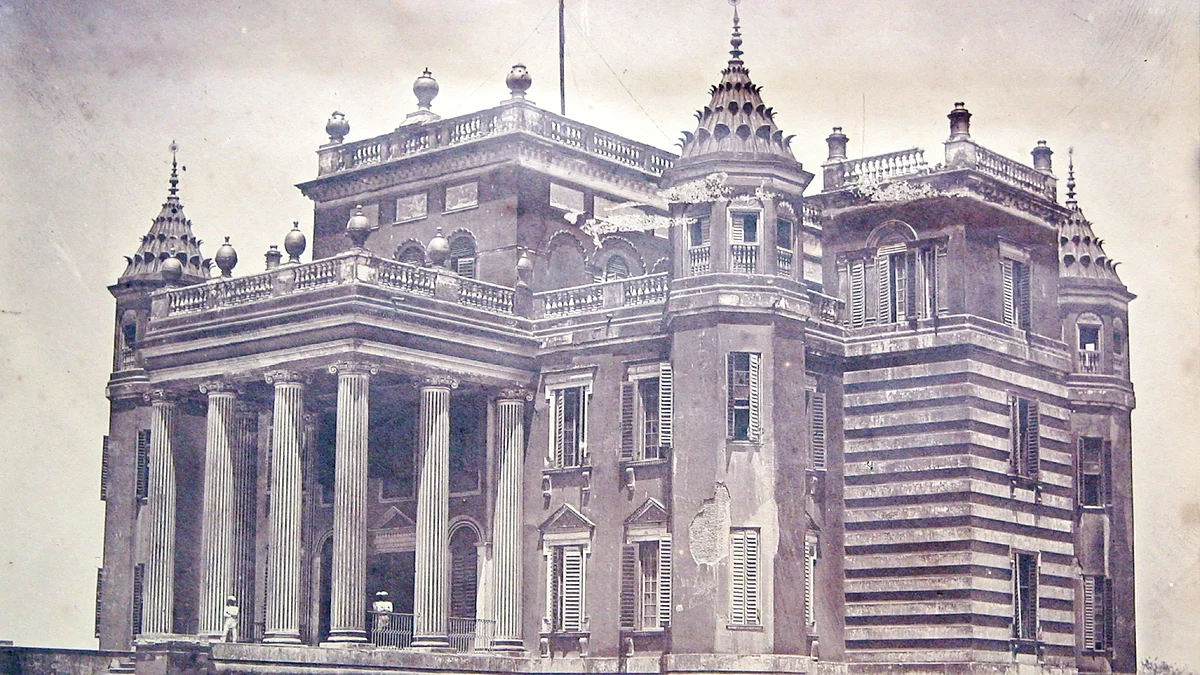 Dilkusha Kothi in 1858 photographed by Francis Beato