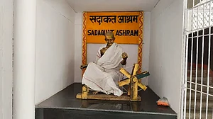 Violence can never stand before non-violence: Cong on BJP attack on Sadaquat Ashram