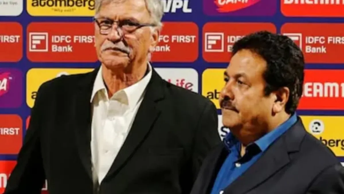 Roger Binny (left) has stepped down as BCCI president with Rajeev Shukla stepping in as interim chief.