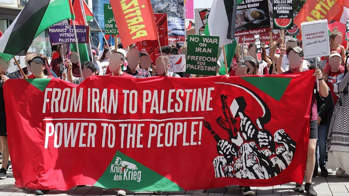 During the US-Israel attack on Iran in June 2025, a pro-Palestine and -Iran protest in Stuttgart