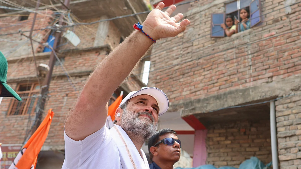Rahul Gandhi greets enthusiastic supporters during Voter Adhikar Yatra