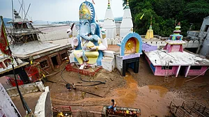 Vaishno Devi, Char Dham, Hemkund — major pilgrimages on hold amid floods