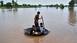 Pakistan: Monsoon deluge swallows thousands of villages, displaces over 2.4 million