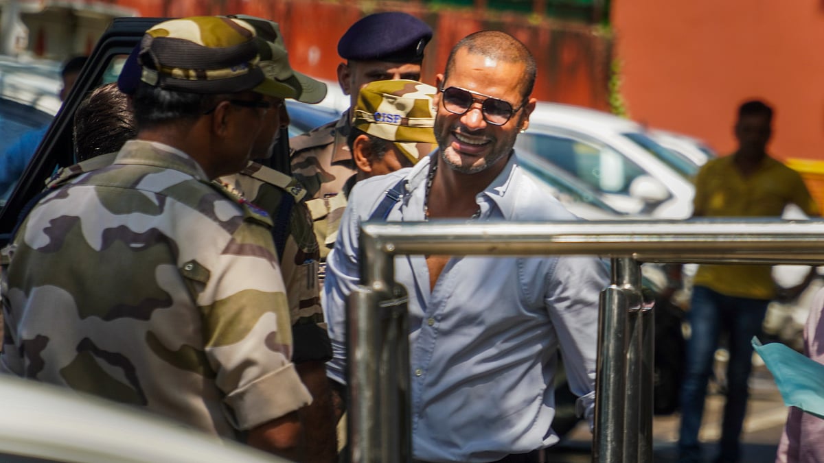 Shikhar Dhawan at the ED office