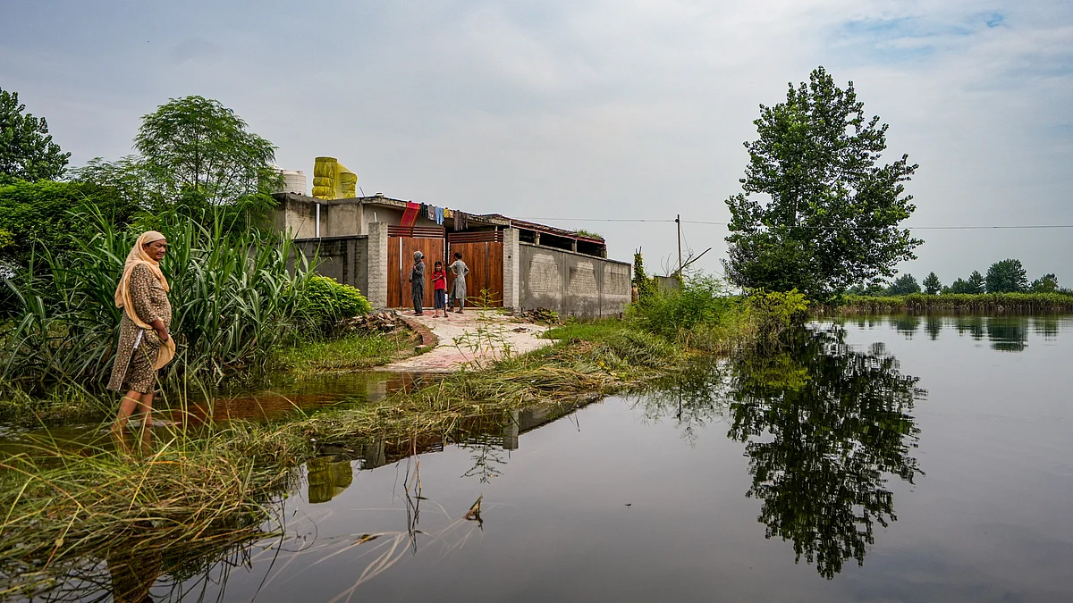 Punajb is facing its worst floods in decades (photo: PTI)