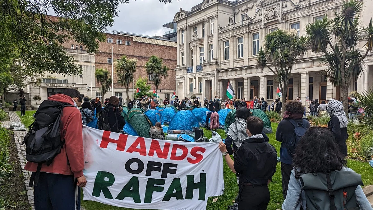 Queen Mary's students at University of London demonstrate ahead of Israel’s assault on Rafah in 2024