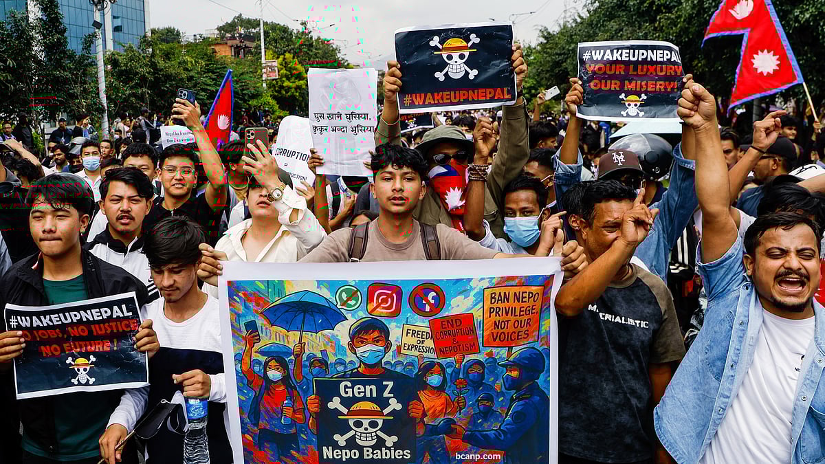Students on the streets of Kathmandu, 8 Sept