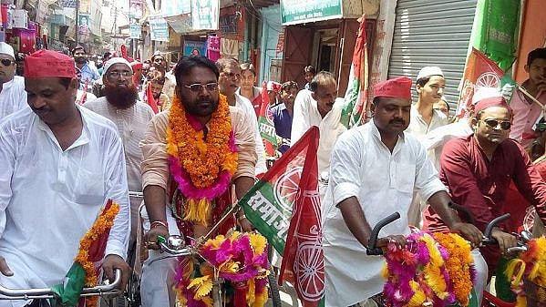 MLA Manoj Paras out campaigning