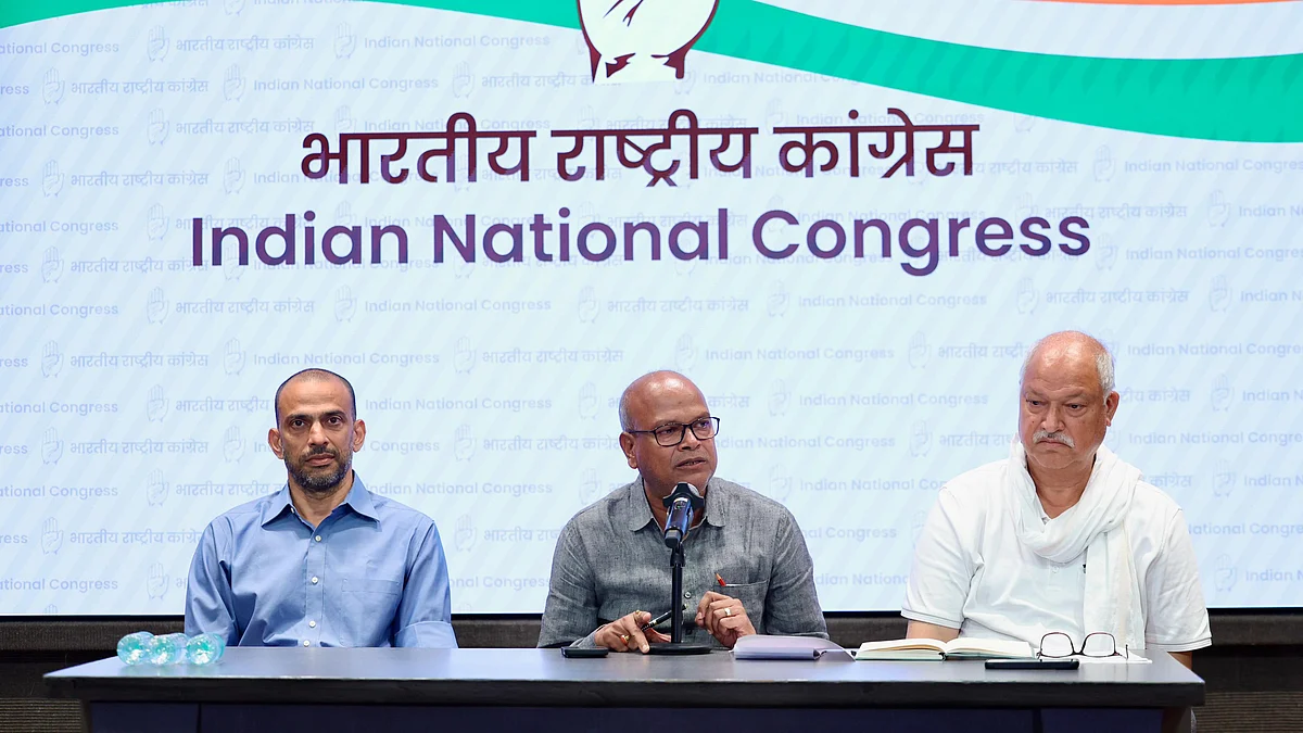 L-R: Krishna Allavaru, Rajesh Ram, and Shakeel Akhtar at the press meet