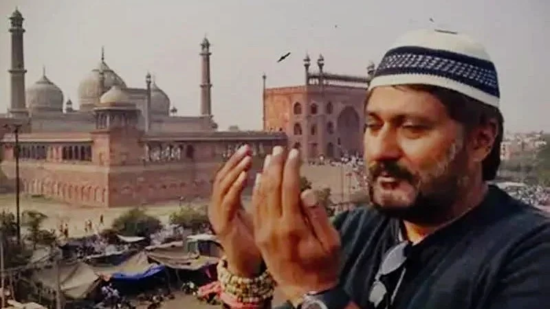 Vivek Agnihotri from the pre-2014 era, a photo which went viral during The Kashmir Files release