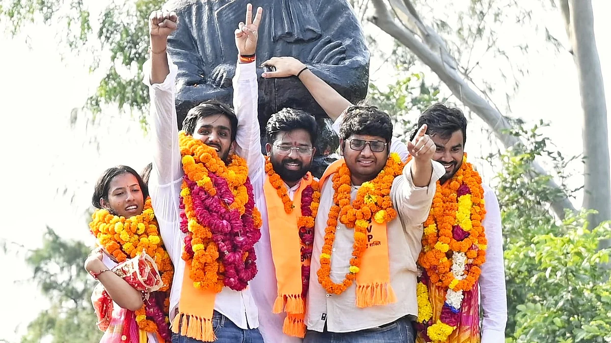 Victorious DUSU office bearers