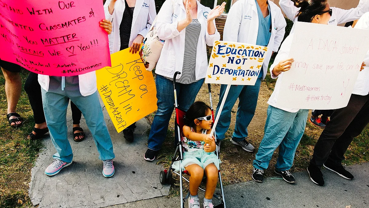 US lawmakers across party lines revive legislation to stop deportation of 'documented dreamers'