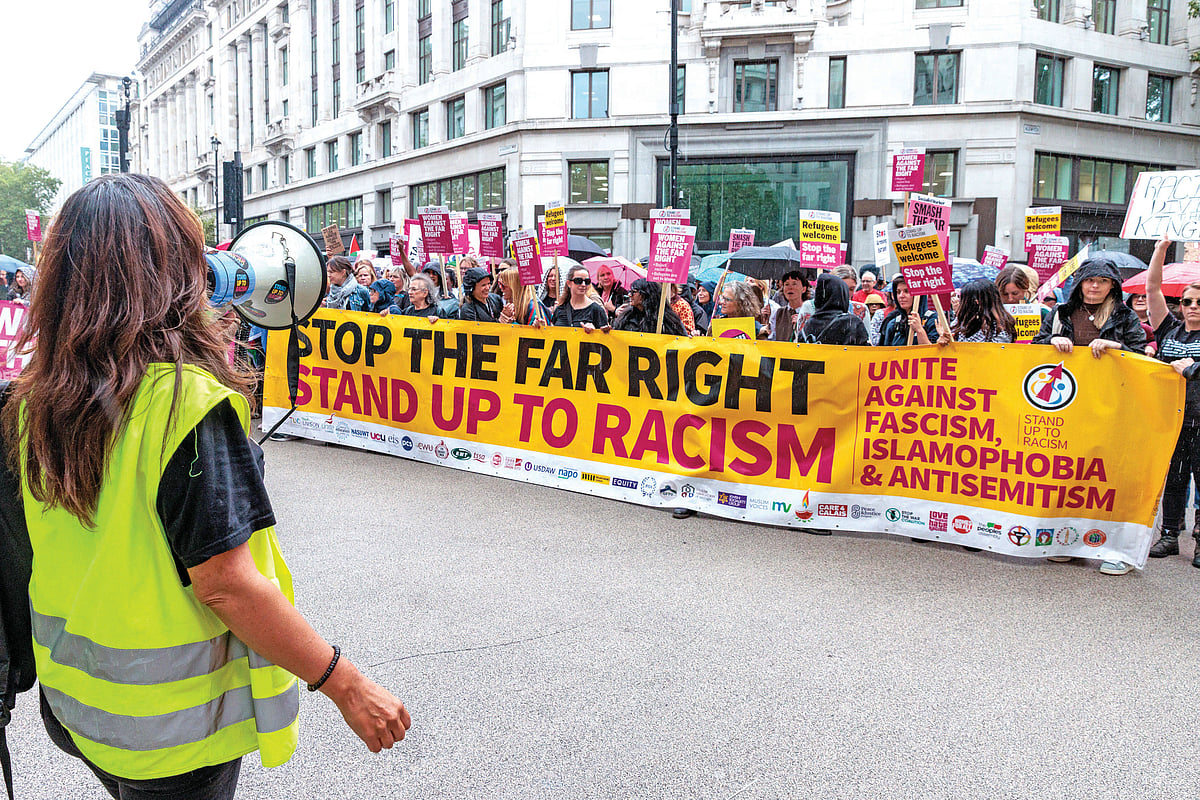 Londoners protest against the rise of the far-right