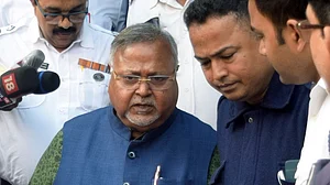 School jobs case: Cal High Court grants bail to Partha Chatterjee