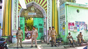 UP: Tensions escalate in Barabanki, Mau districts after Bareilly clashes; forces deployed