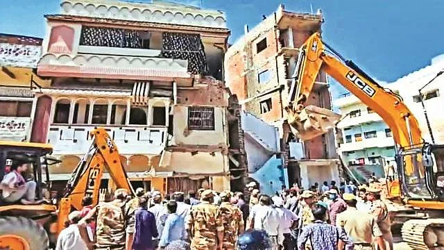 The demolition took place along the Kachery-Sandaha road