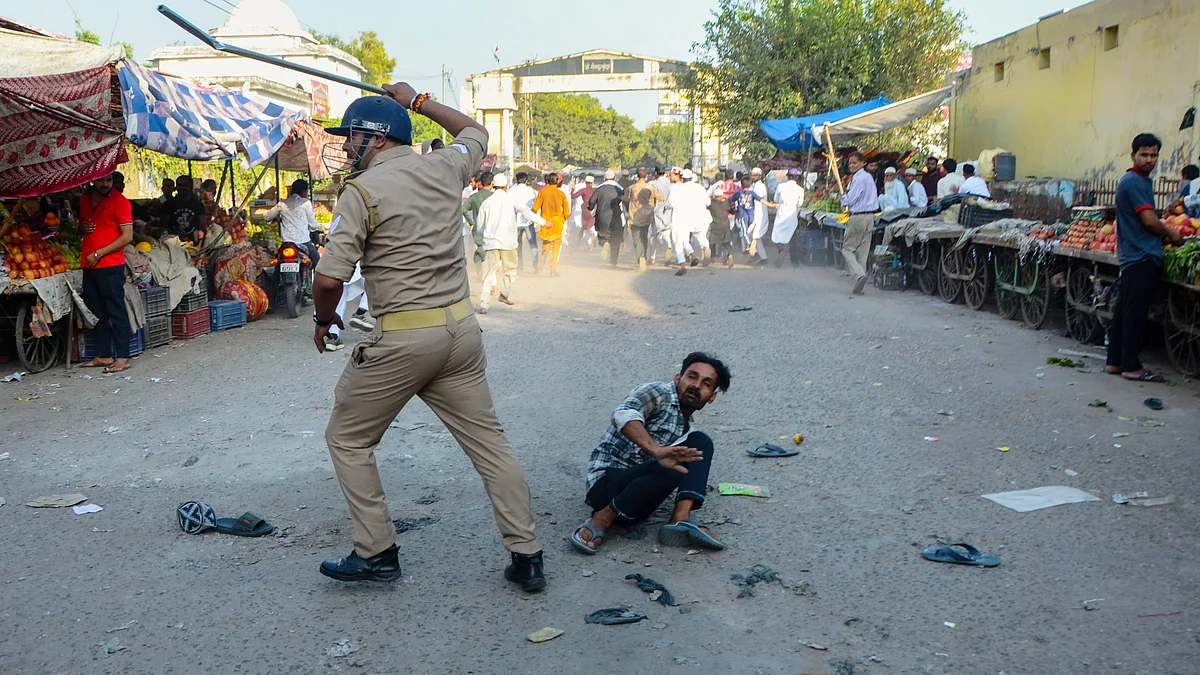 A police lathi-charge during the protest in Bareilly