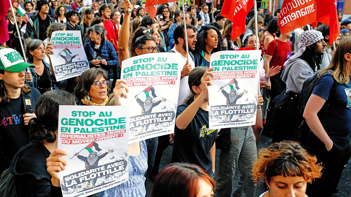 Protesters in France demand an immediate end to genocide in Gaza