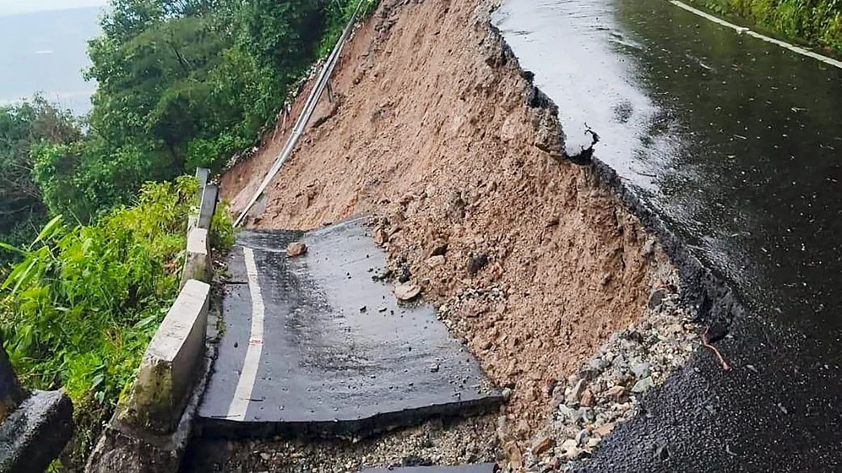 Landslides from heavy rains leave roads damaged in Darjeeling