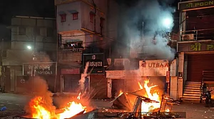 Cuttack: Fires set, stone-pelting, glass bottles thrown at police during clashes over Durga Puja visarjan