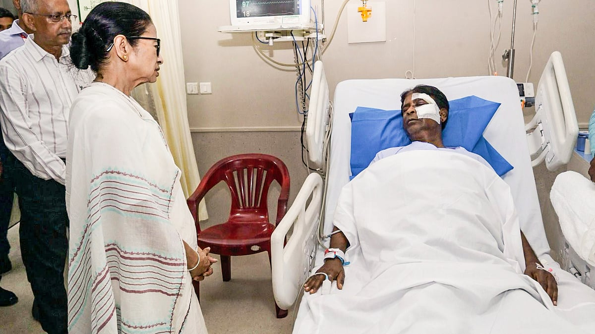 West Bengal CM Mamata Banerjee meets BJP MP Khagen Murmu in hospital