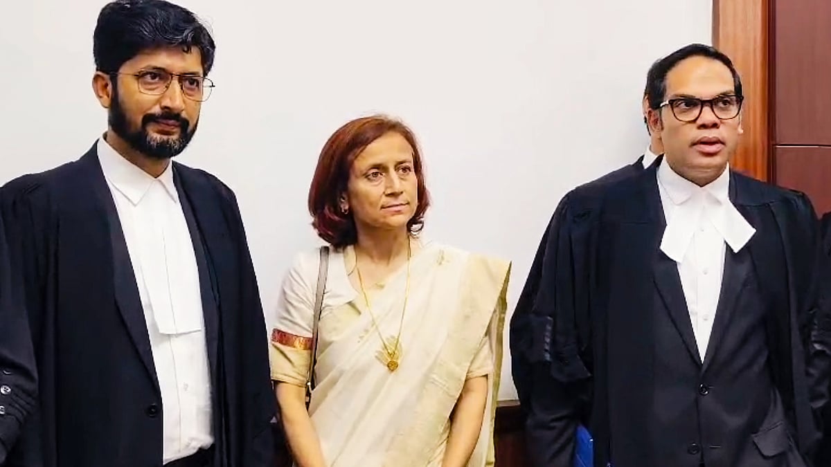 Gitanjali Angmo with lawyers representing Sonam Wangchuk