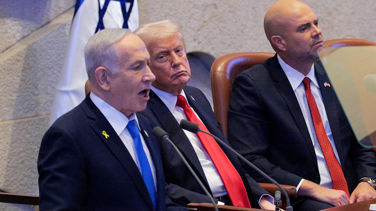 Benjamin Netanyahu addresses the Knesset in Jerusalem.