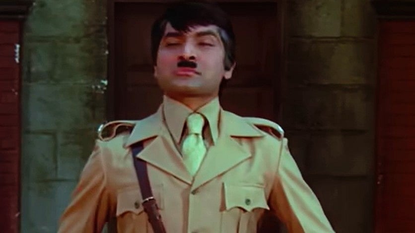 The unforgettable Asrani as the unforgettable 'Angrezon ke zamaane ke jailer'