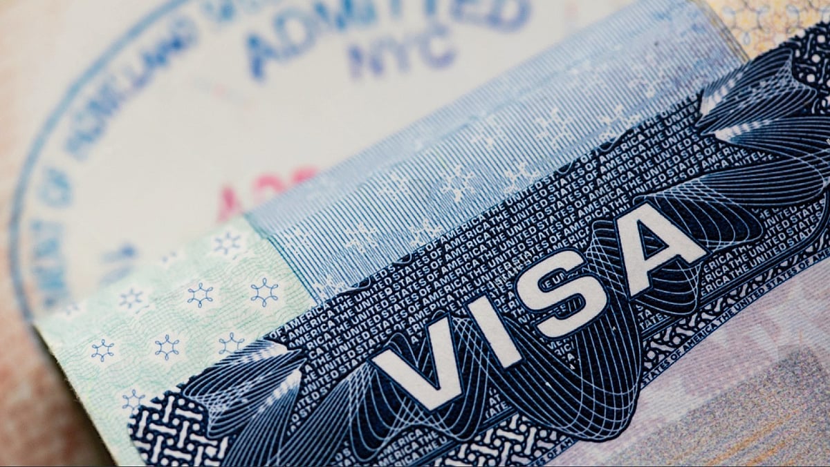H-1B fee of USD 100,000 won't apply to change of status or extension: USCIS