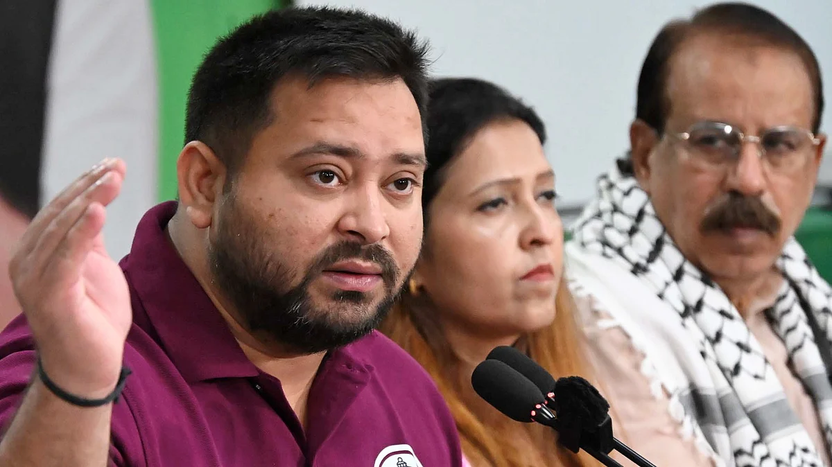 Tejashwi Yadav ’s job offer for 'Jeevika Didis' steals Nitish Kumar’s thunder