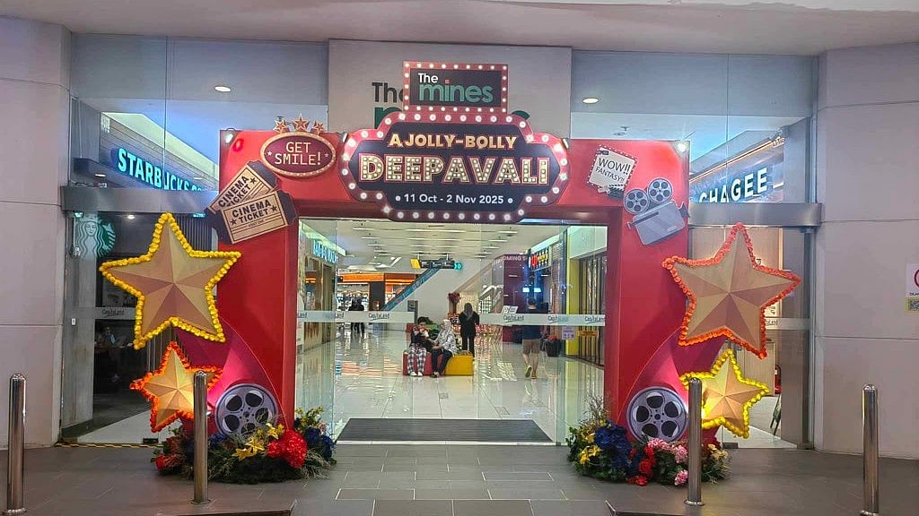 Diwali sales advertised outside a shopping mall