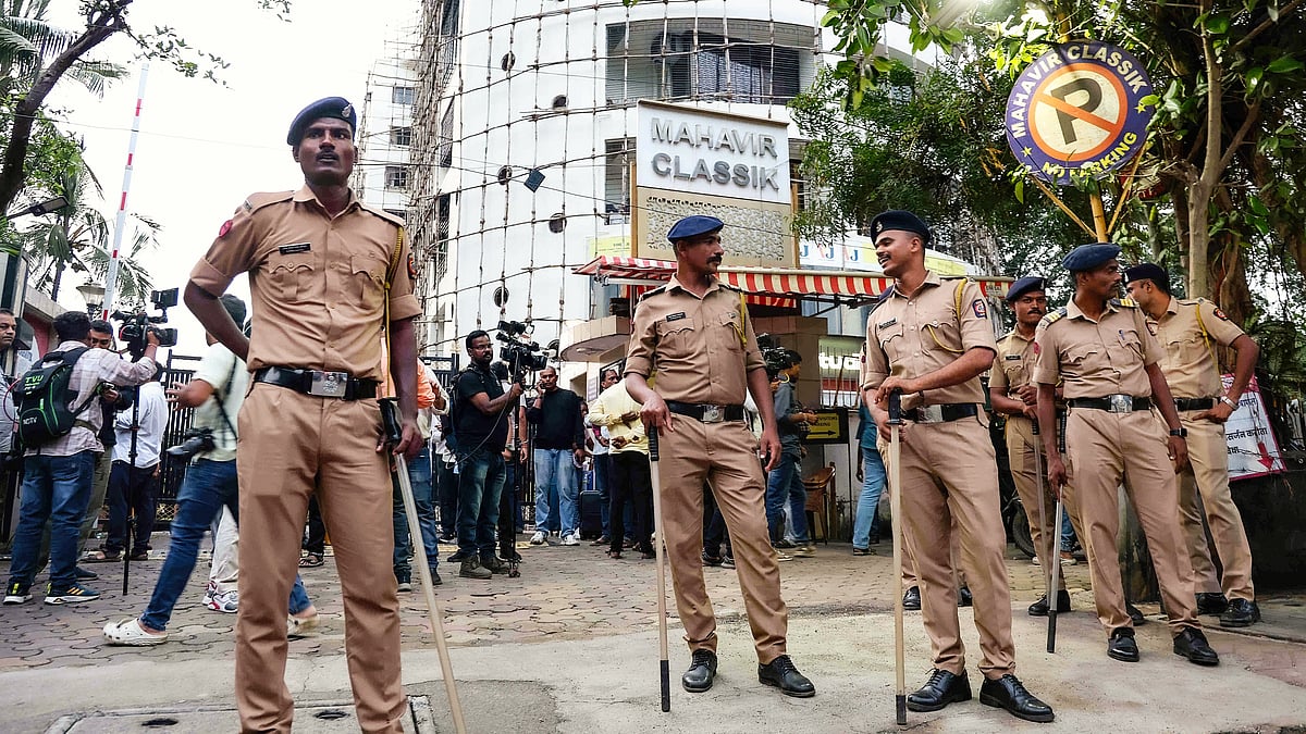 Man who held 19 hostage in Powai studio dies of gunshot injury