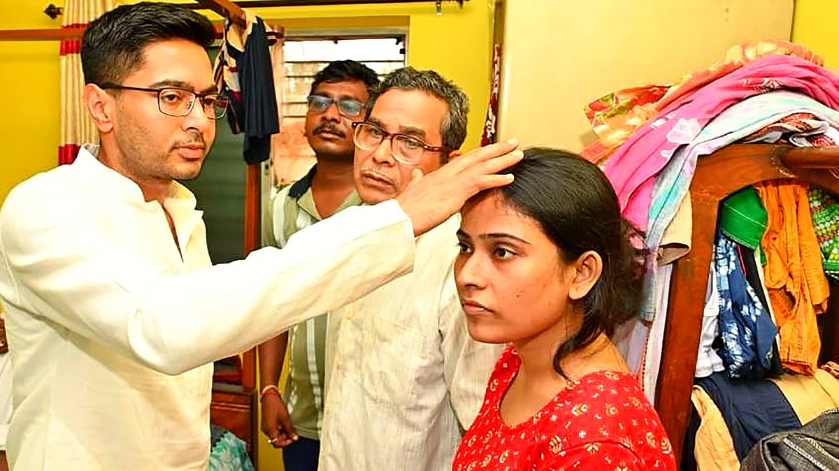 Bengal SIR: TMC tells cadres to keep 'constant watch' on BLOs