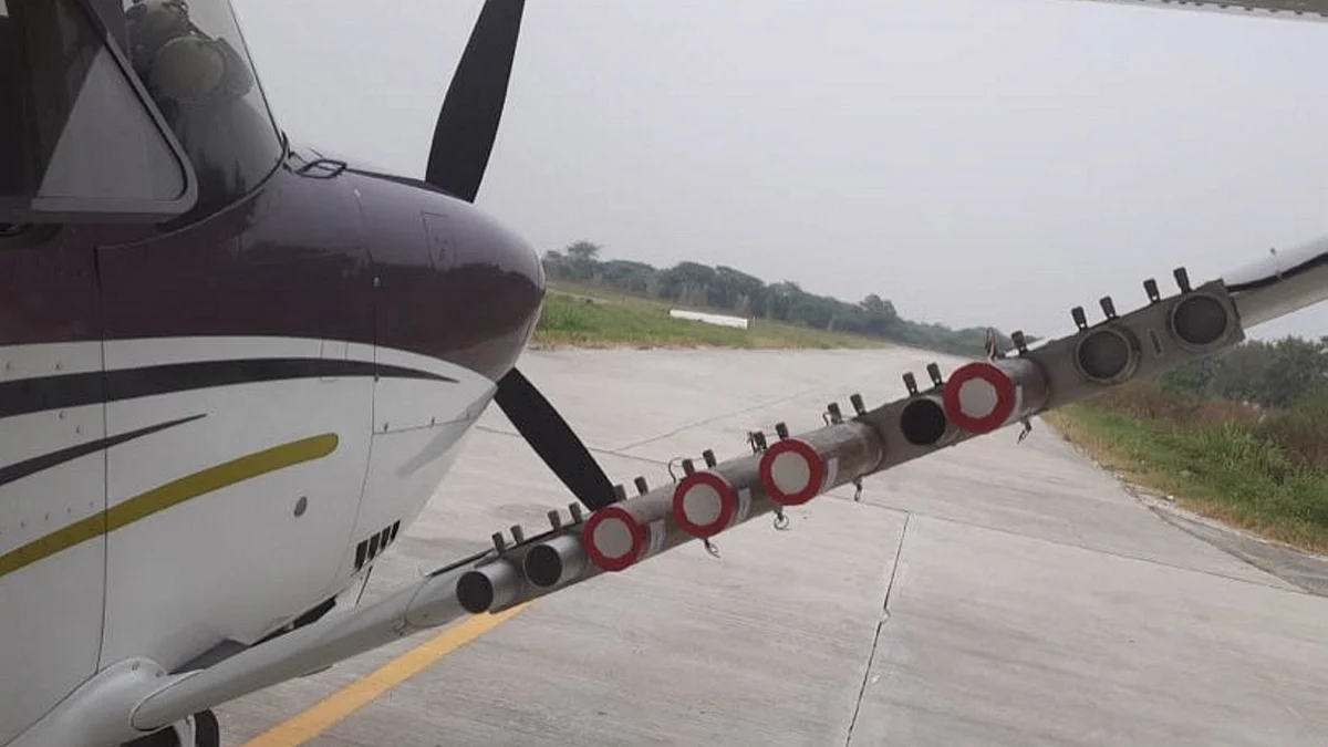 An IIT-Kanpur aircraft released cloud seeding flares in Delhi on 28 Oct 2025