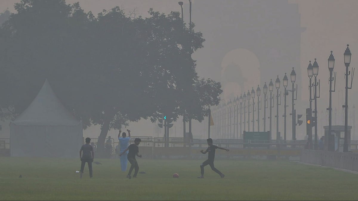 Air quality worsens in Delhi, AQI touches 400 mark