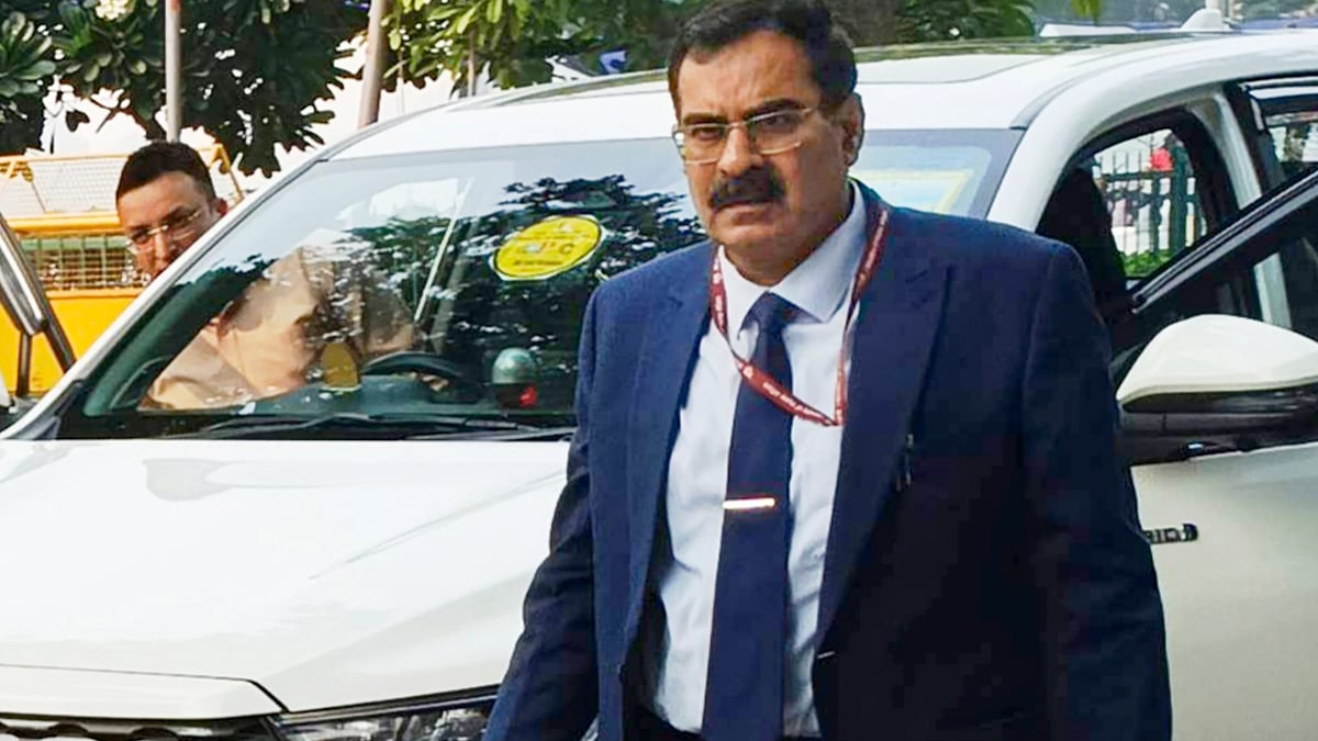 Delhi chief secretary Rajeev Verma arrives at SC for hearing in suo motu case on stray dogs.