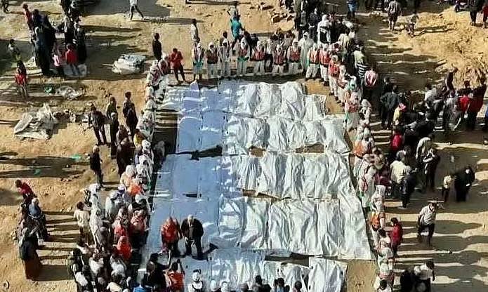 Remains of Palestinian detainees being handed over to their relatives in Gaza.