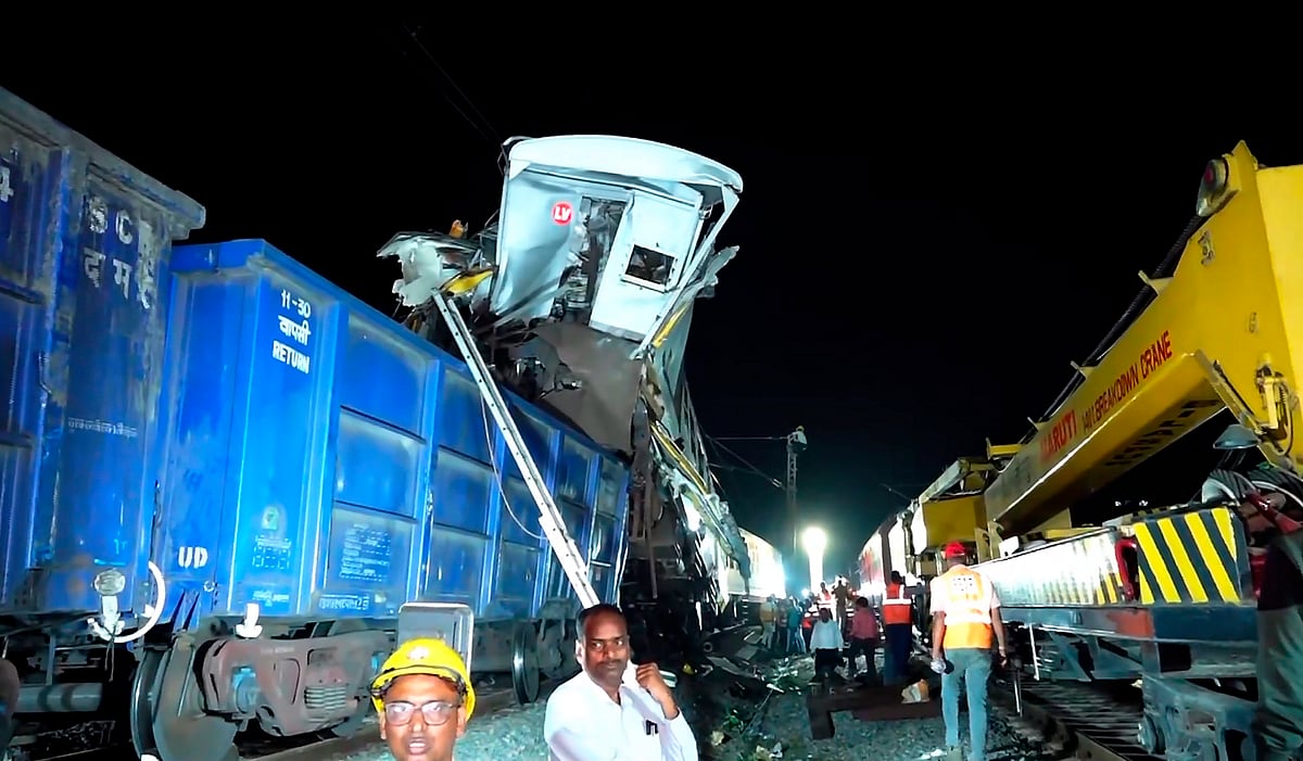 Bilaspur train collision: Death toll rises to 11, inquiry ordered into signal violation
