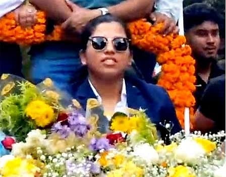 Richa Ghosh arrived to a tumultous welcome in her hometown Siliguri
