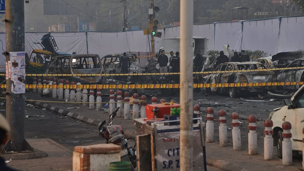 Delhi Police comb blast site near Red Fort for clues.