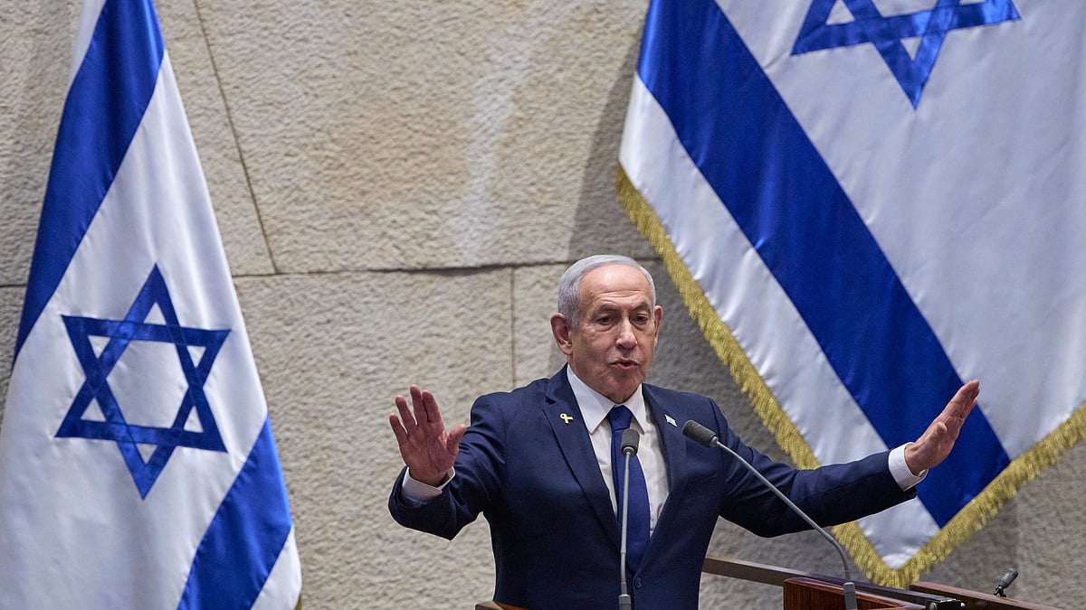 Benjamin Netanyahu addresses lawmakers in Jerusalem.