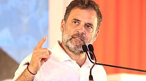 Rahul Gandhi addresses a public meeting in Wazirganj.